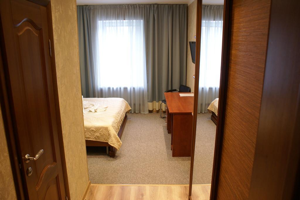 Orion Guest House Kaliningrad Buitenkant foto