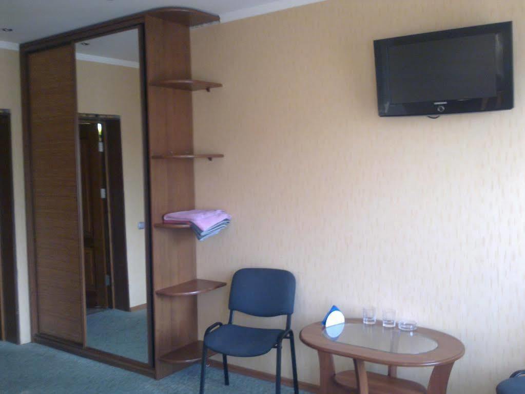 Orion Guest House Kaliningrad Buitenkant foto